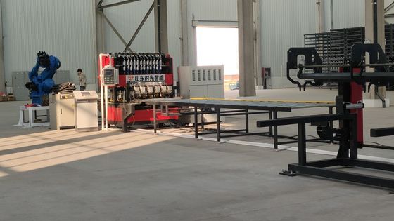 Su soğutma çelik çubuk örgü kaynak makinesi giriş akımı 50/60Hz ile