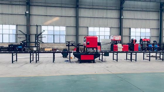 12m/Min kaynak hızı Otomatik kaynak makinesi 380V 50Hz Frekansı