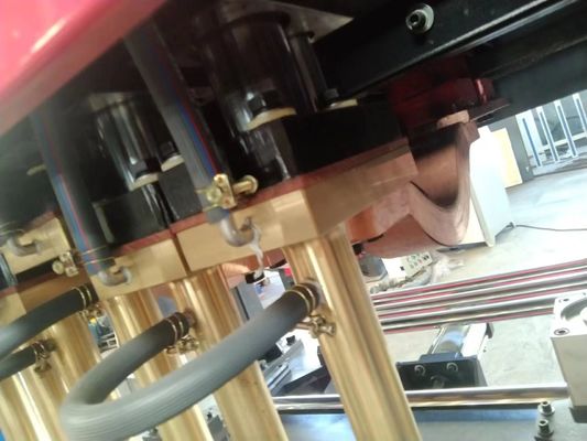 Bağlama kaynak makinesi bileşenleri Otomatik kaynak makinesi 6 Elektrot
