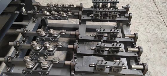 50Hz kare boru kaynak makinesi çelik kare boru bağlayıcıları 18000KG